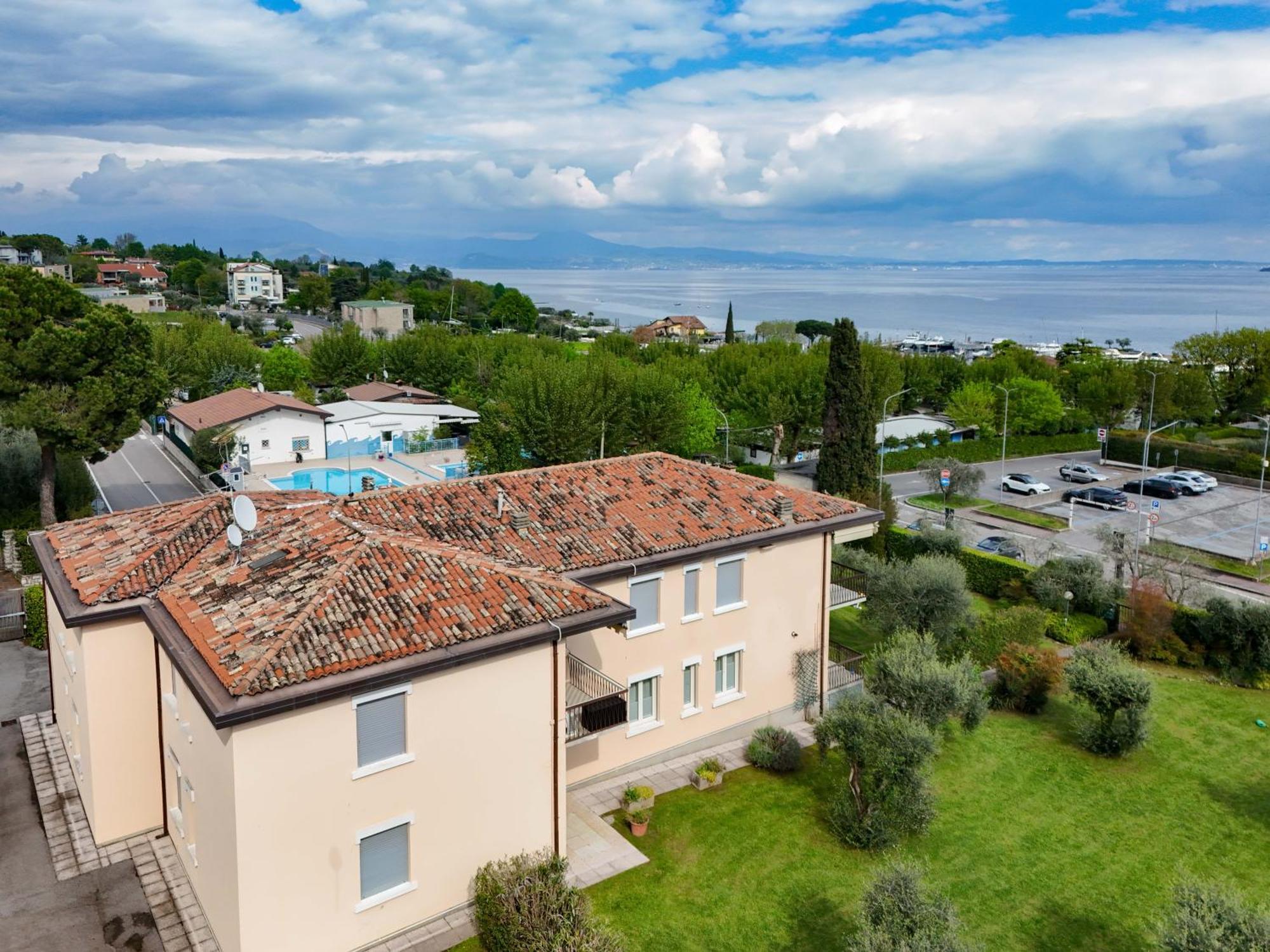 Appartamento Martina Moniga del Garda Экстерьер фото