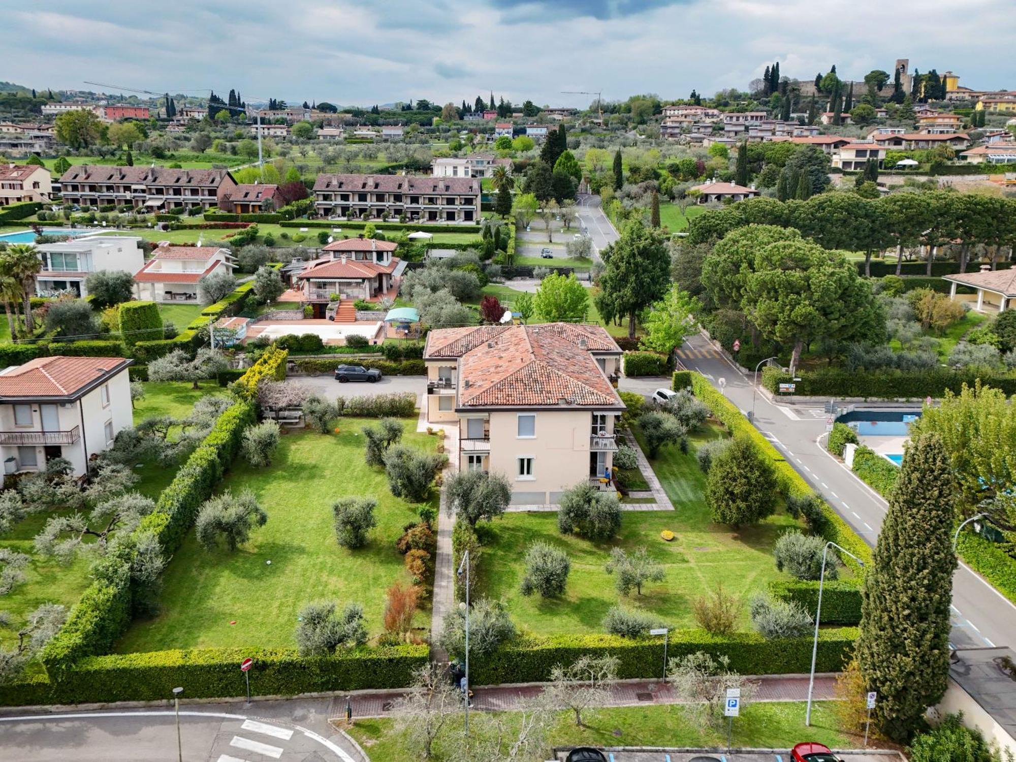 Appartamento Martina Moniga del Garda Экстерьер фото